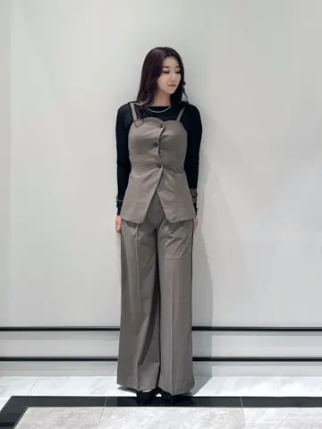 GRACE CONTINENTAL MOMOKO コーディネート画像