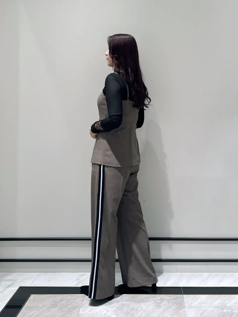 GRACE CONTINENTAL MOMOKO コーディネート画像