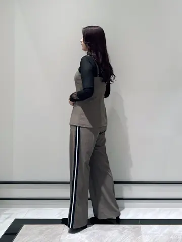 GRACE CONTINENTAL MOMOKO コーディネート画像