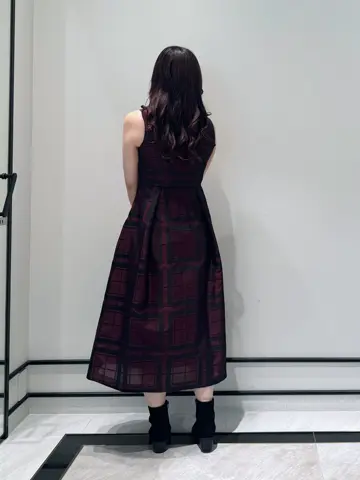 GRACE CONTINENTAL MOMOKO コーディネート画像