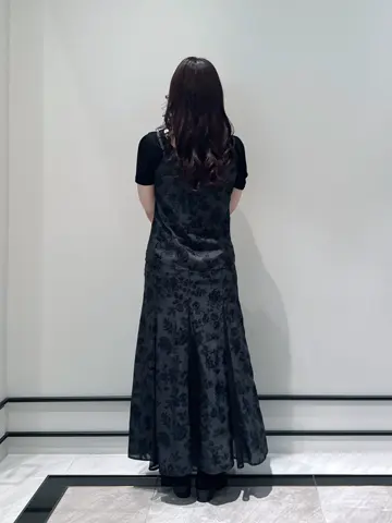 GRACE CONTINENTAL MOMOKO コーディネート画像