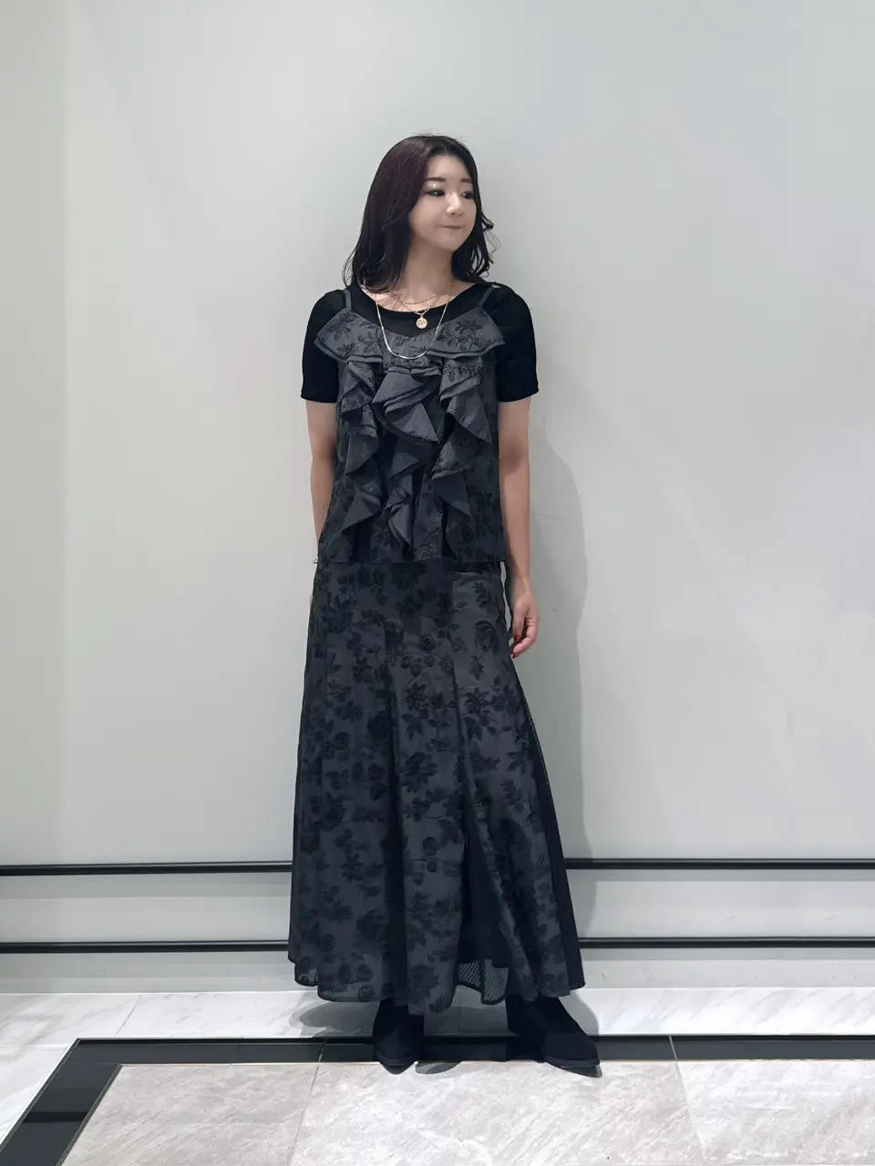 GRACE CONTINENTAL MOMOKO コーディネート画像