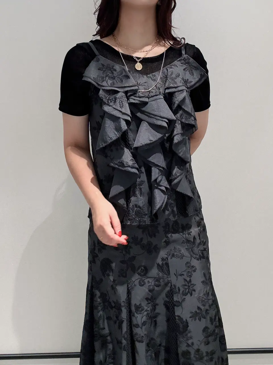 GRACE CONTINENTAL MOMOKO コーディネート画像