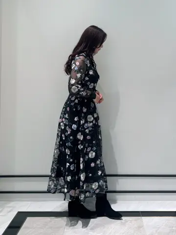 GRACE CONTINENTAL MOMOKO コーディネート画像