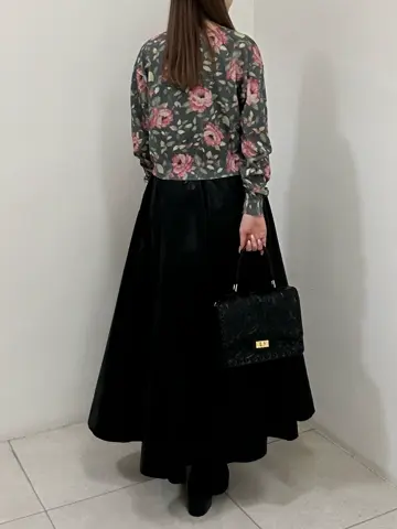 GRACE CONTINENTAL Miu Akamatsu コーディネート画像