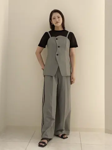 GRACE CONTINENTAL miyata コーディネート画像