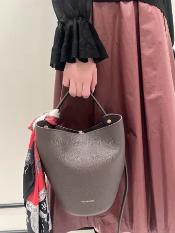 GRACE CONTINENTAL Hotei コーディネート画像