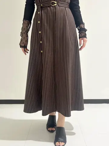 GRACE CONTINENTAL 狩野　珠季 コーディネート画像