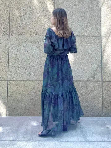 GRACE CONTINENTAL yukimi yonee コーディネート画像