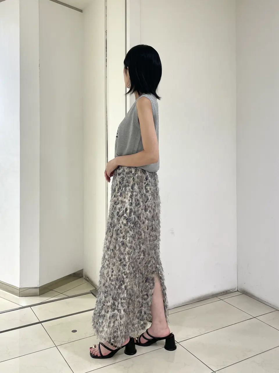 GRACE CONTINENTAL yoshi コーディネート画像