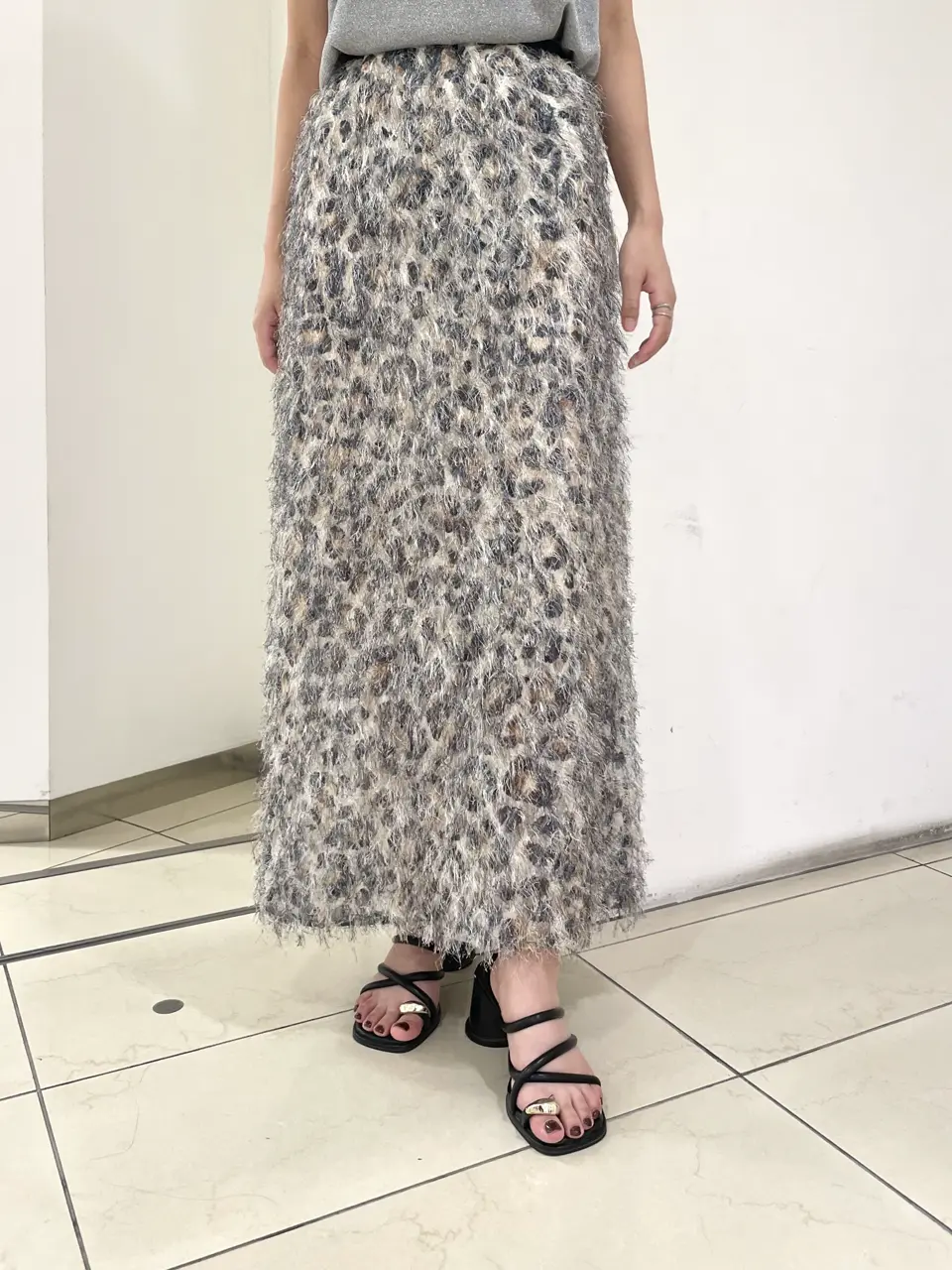 GRACE CONTINENTAL yoshi コーディネート画像