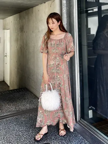 GRACE CONTINENTAL Hikaru Okada コーディネート画像