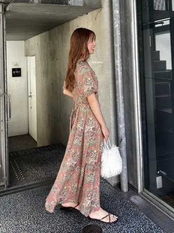 GRACE CONTINENTAL Hikaru Okada コーディネート画像