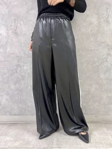 GRACE CONTINENTAL NORIA コーディネート画像