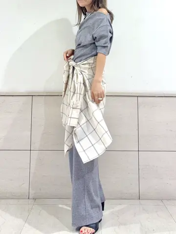 GRACE CONTINENTAL yukimi yonee コーディネート画像