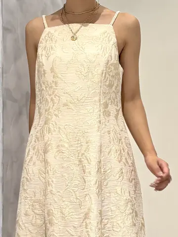 GRACE CONTINENTAL 岩永 春佳 コーディネート画像