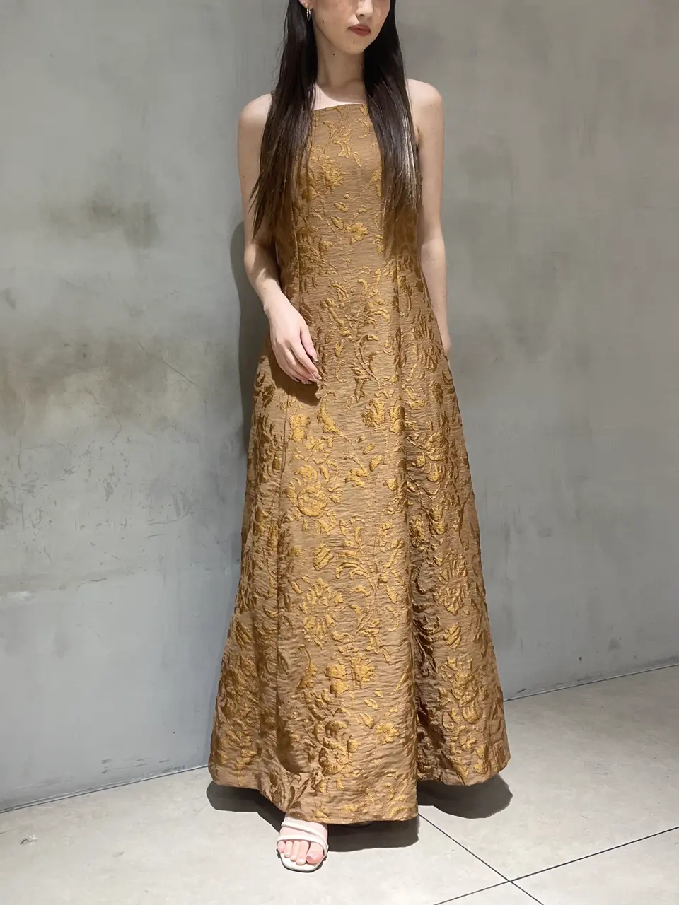 GRACE CONTINENTAL Machi コーディネート画像