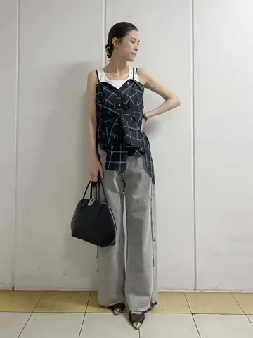 GRACE CONTINENTAL 亀田 未希 コーディネート画像