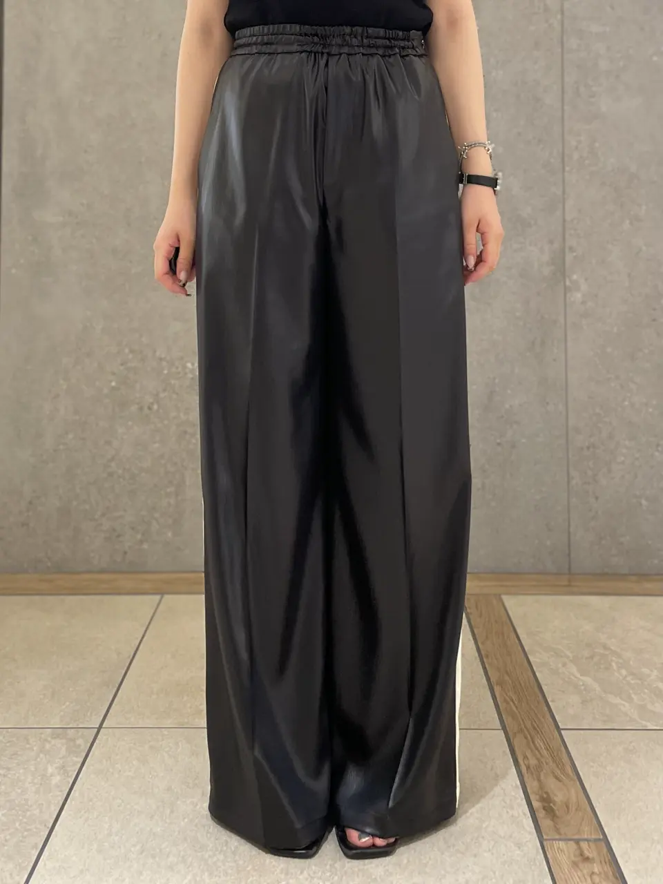 GRACE CONTINENTAL 清水　杏梨 コーディネート画像