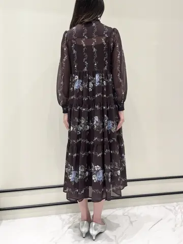 GRACE CONTINENTAL Hotei コーディネート画像