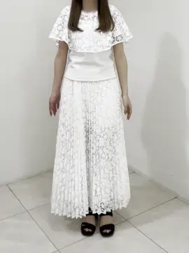 GRACE CONTINENTAL Miu Akamatsu コーディネート画像