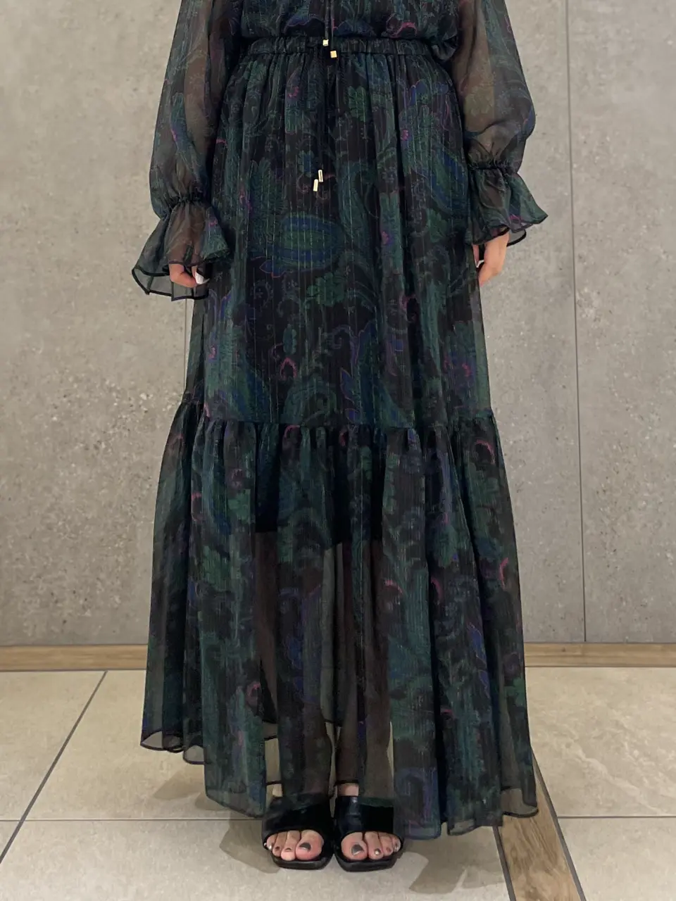 GRACE CONTINENTAL 清水　杏梨 コーディネート画像