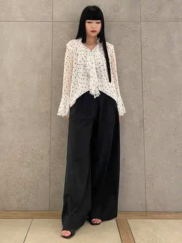 GRACE CONTINENTAL 清水　杏梨 コーディネート画像