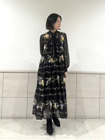 GRACE CONTINENTAL 伊藤　静華 コーディネート画像