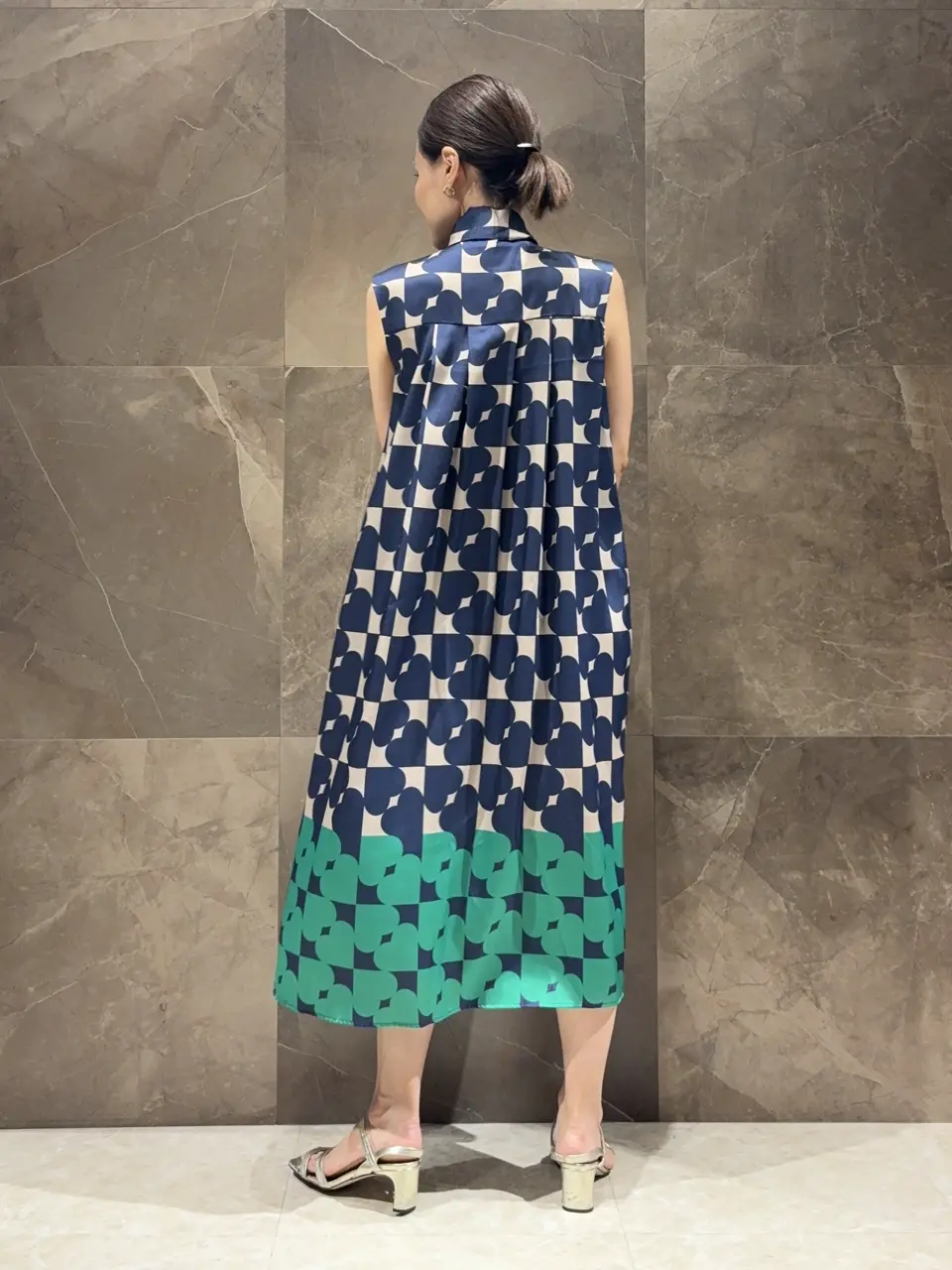 GRACE CONTINENTAL 穐山　香織 コーディネート画像