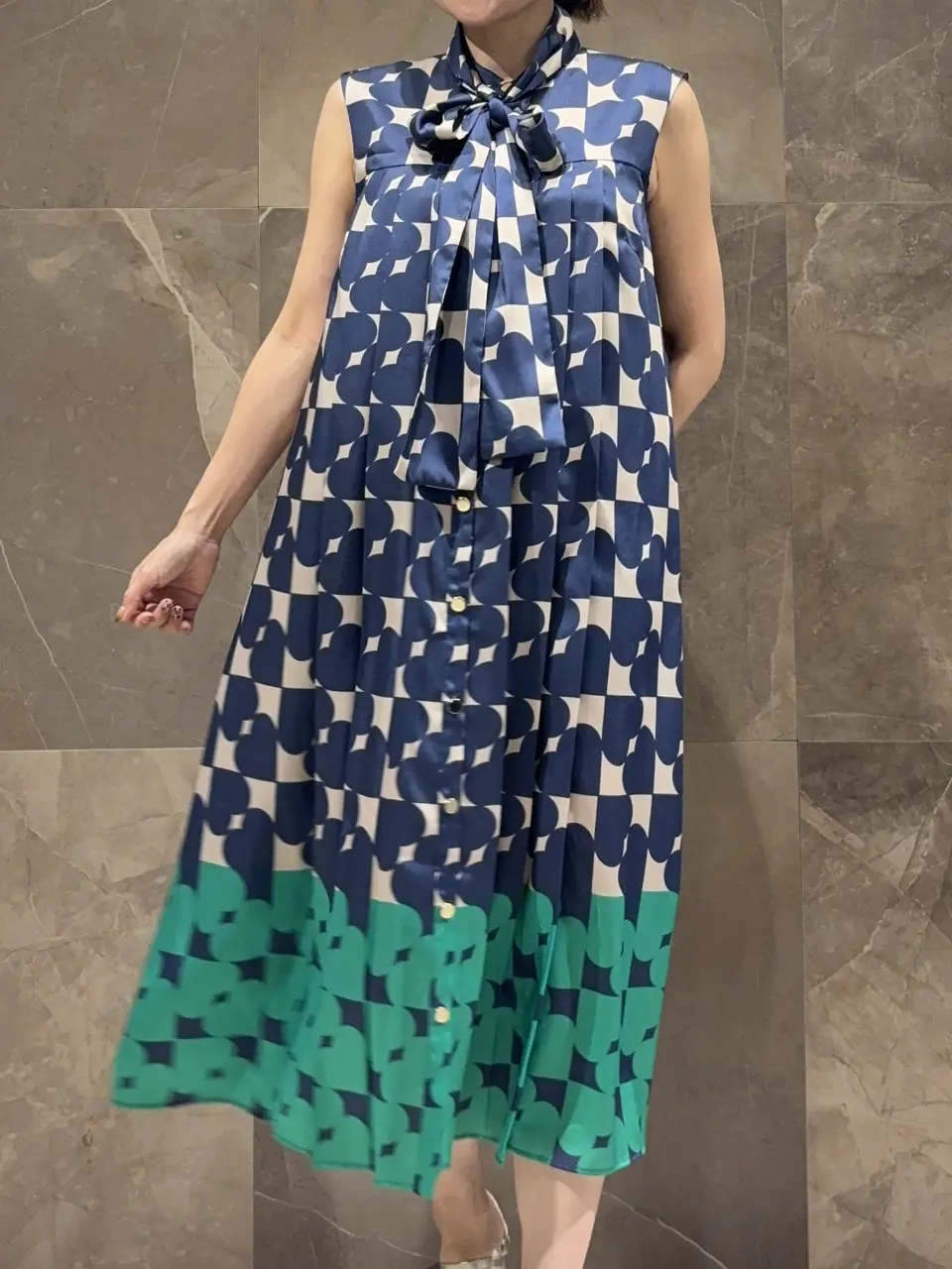 GRACE CONTINENTAL 穐山　香織 コーディネート画像