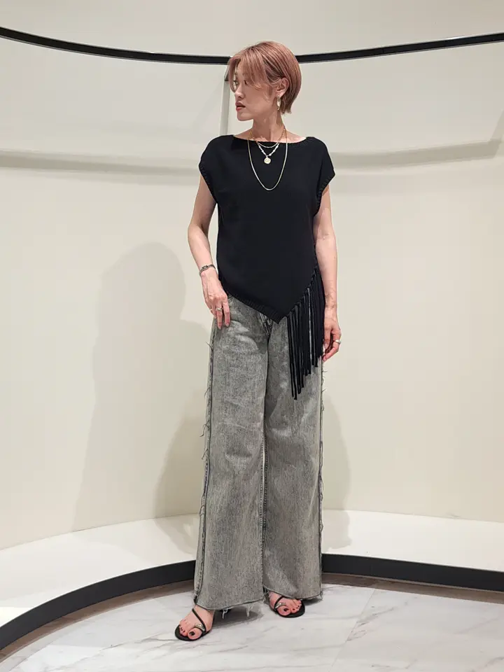 GRACE CONTINENTAL 今野　志保 コーディネート画像