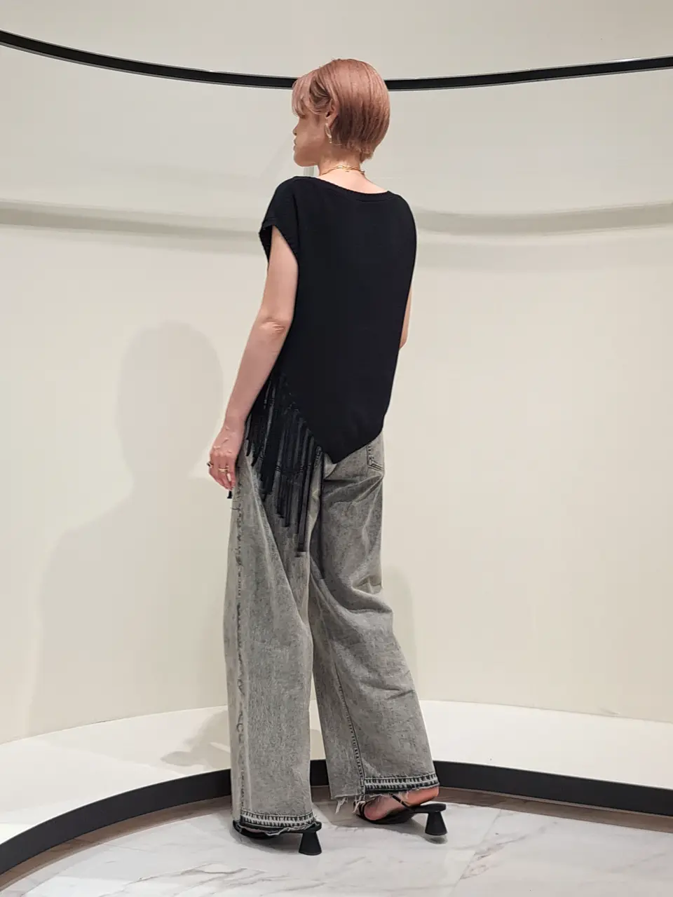 GRACE CONTINENTAL 今野　志保 コーディネート画像