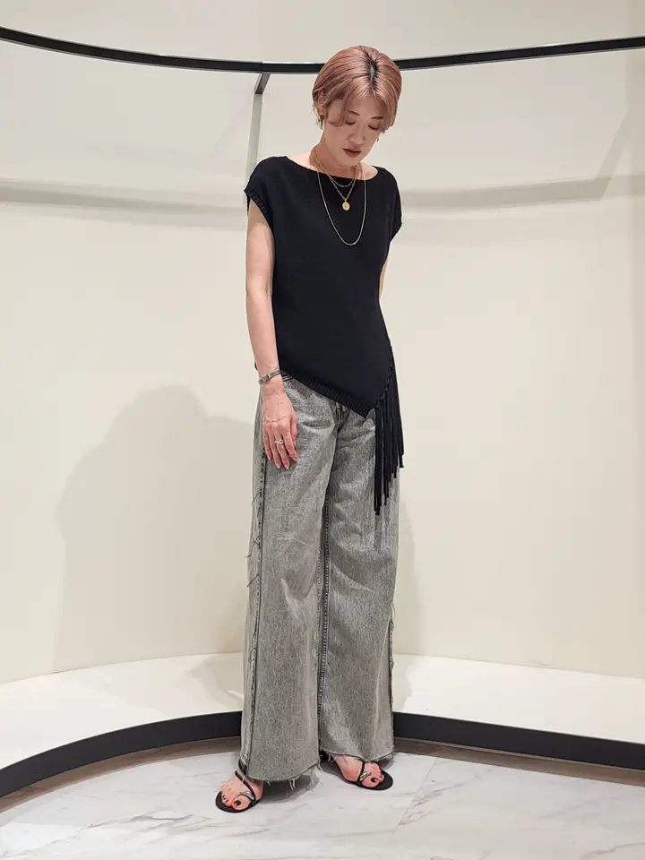 GRACE CONTINENTAL 今野　志保 コーディネート画像