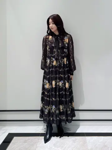 GRACE CONTINENTAL MOMOKO コーディネート画像