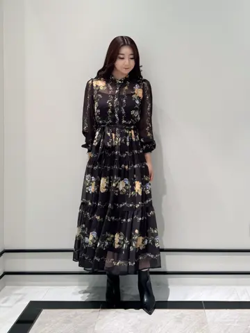 GRACE CONTINENTAL MOMOKO コーディネート画像