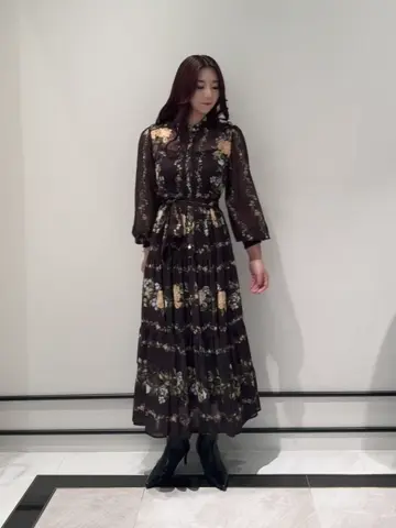 GRACE CONTINENTAL MOMOKO コーディネート画像