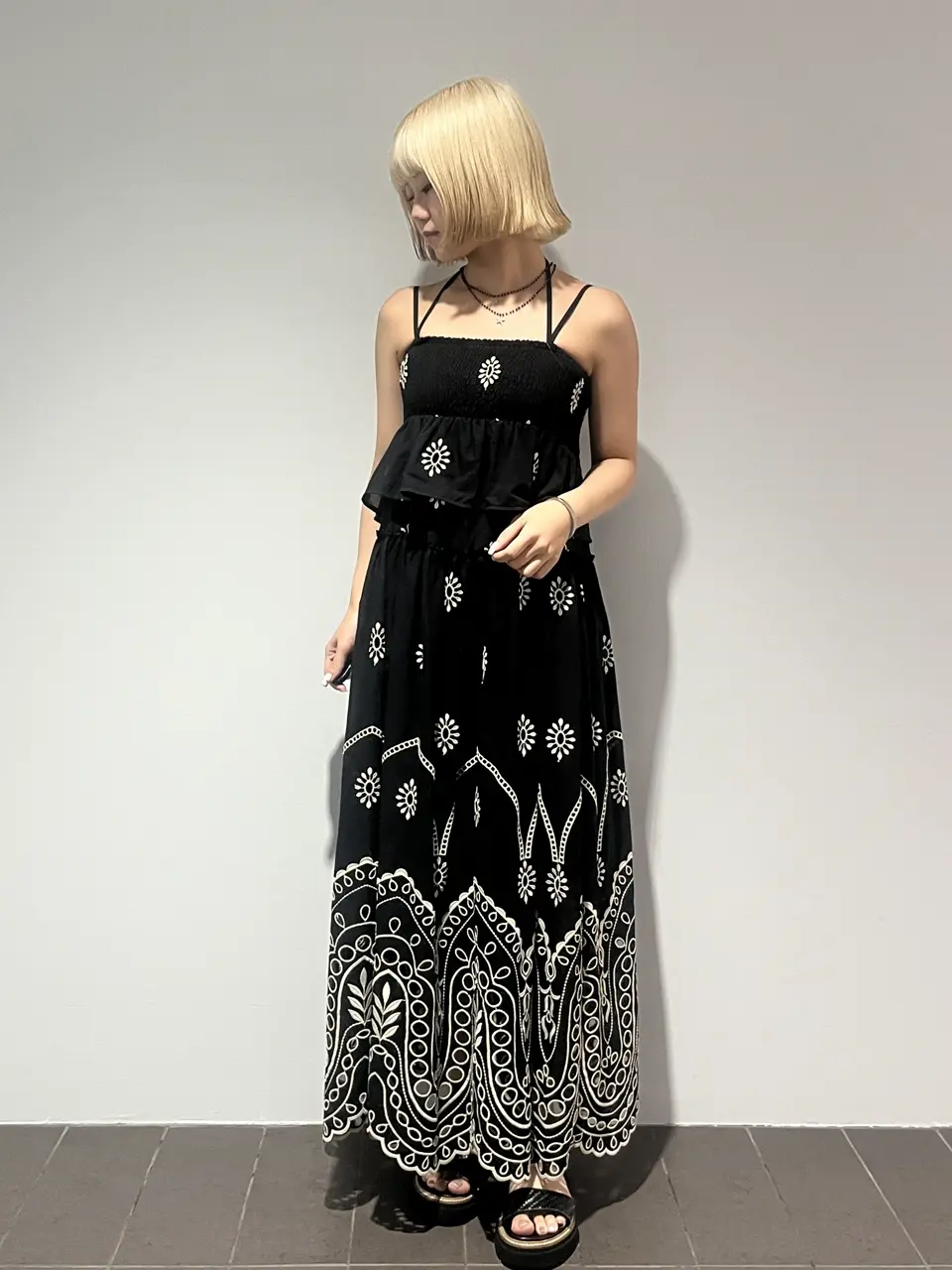 GRACE CONTINENTAL カットワークビジューワンピース　38 ビジューミニワンピース / GRACE CONTINENTAL | GRACE