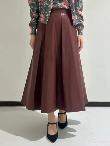 GRACE CONTINENTAL 狩野　珠季 コーディネート画像