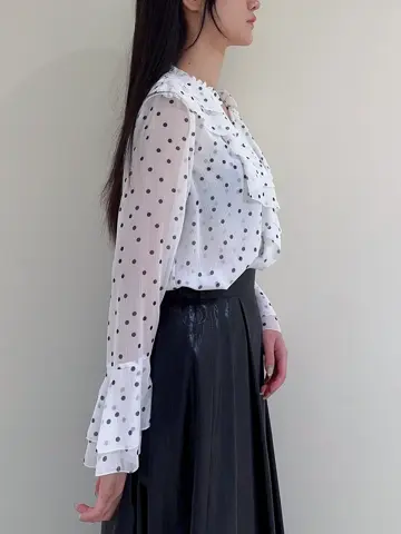 GRACE CONTINENTAL 髙田　美衣 コーディネート画像