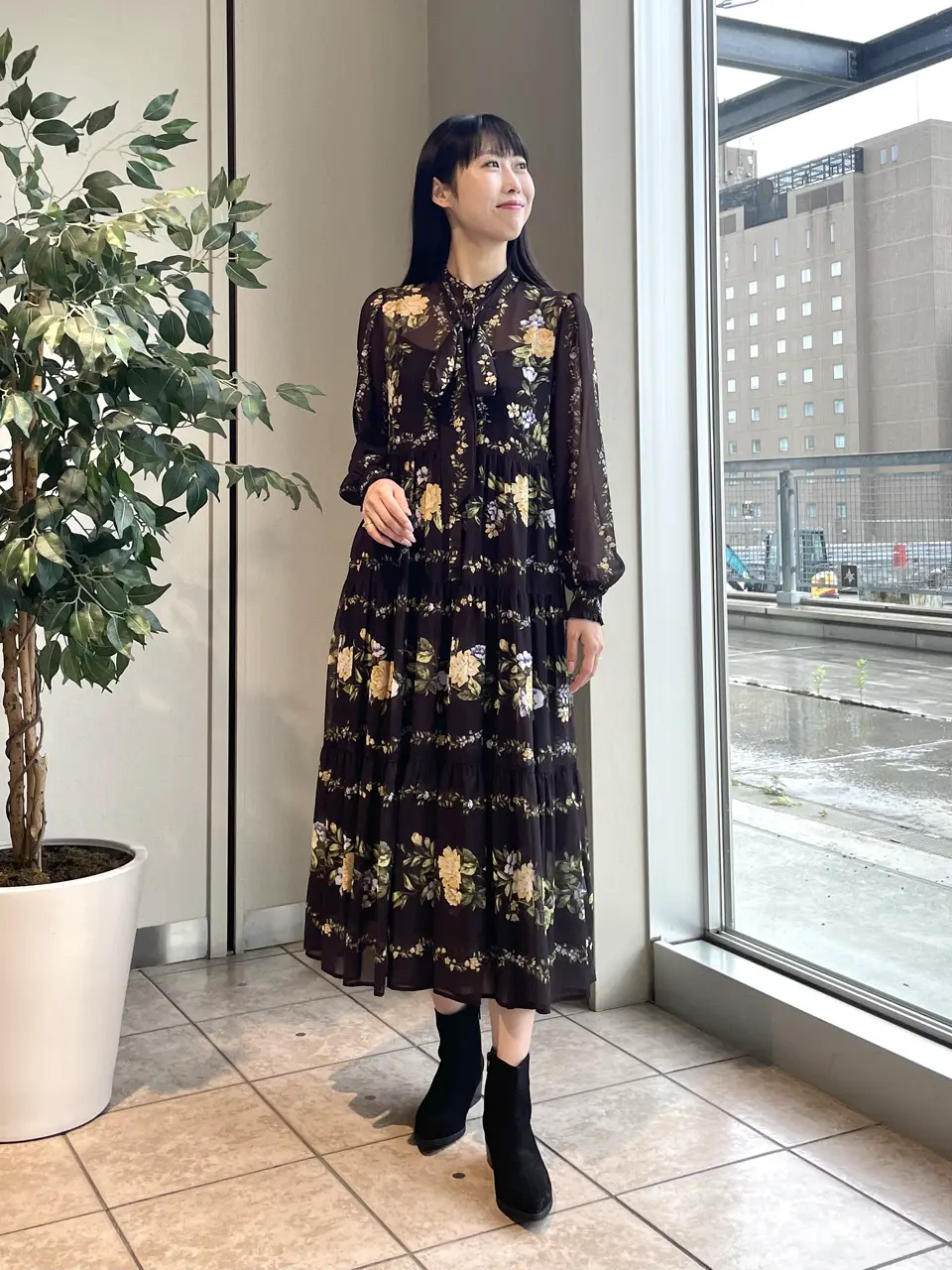 GRACE CONTINENTAL 端場　わかな コーディネート画像