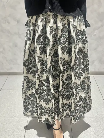 GRACE CONTINENTAL 根本　紗良 コーディネート画像