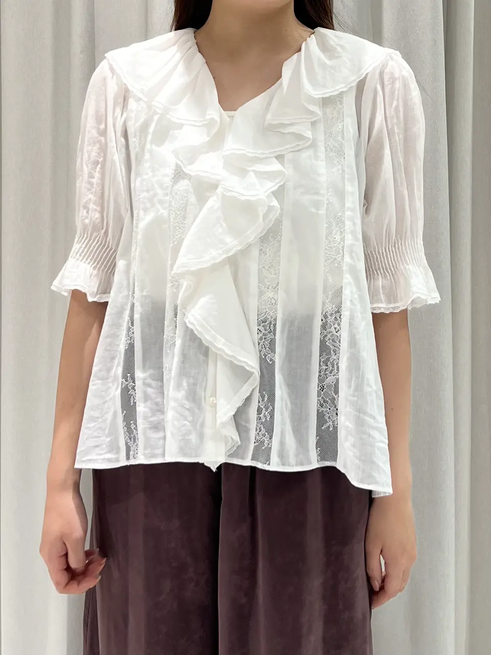 GRACE CONTINENTAL 赤坂 梨来 コーディネート画像