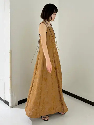 GRACE CONTINENTAL 狩野　珠季 コーディネート画像