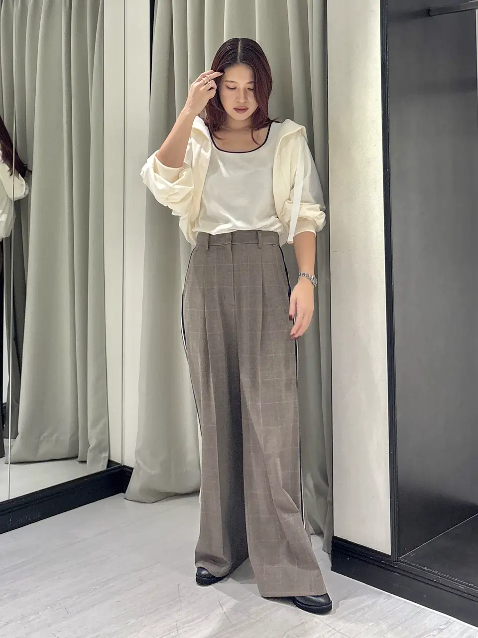 GRACE CONTINENTAL Yuuki NOZAWA コーディネート画像