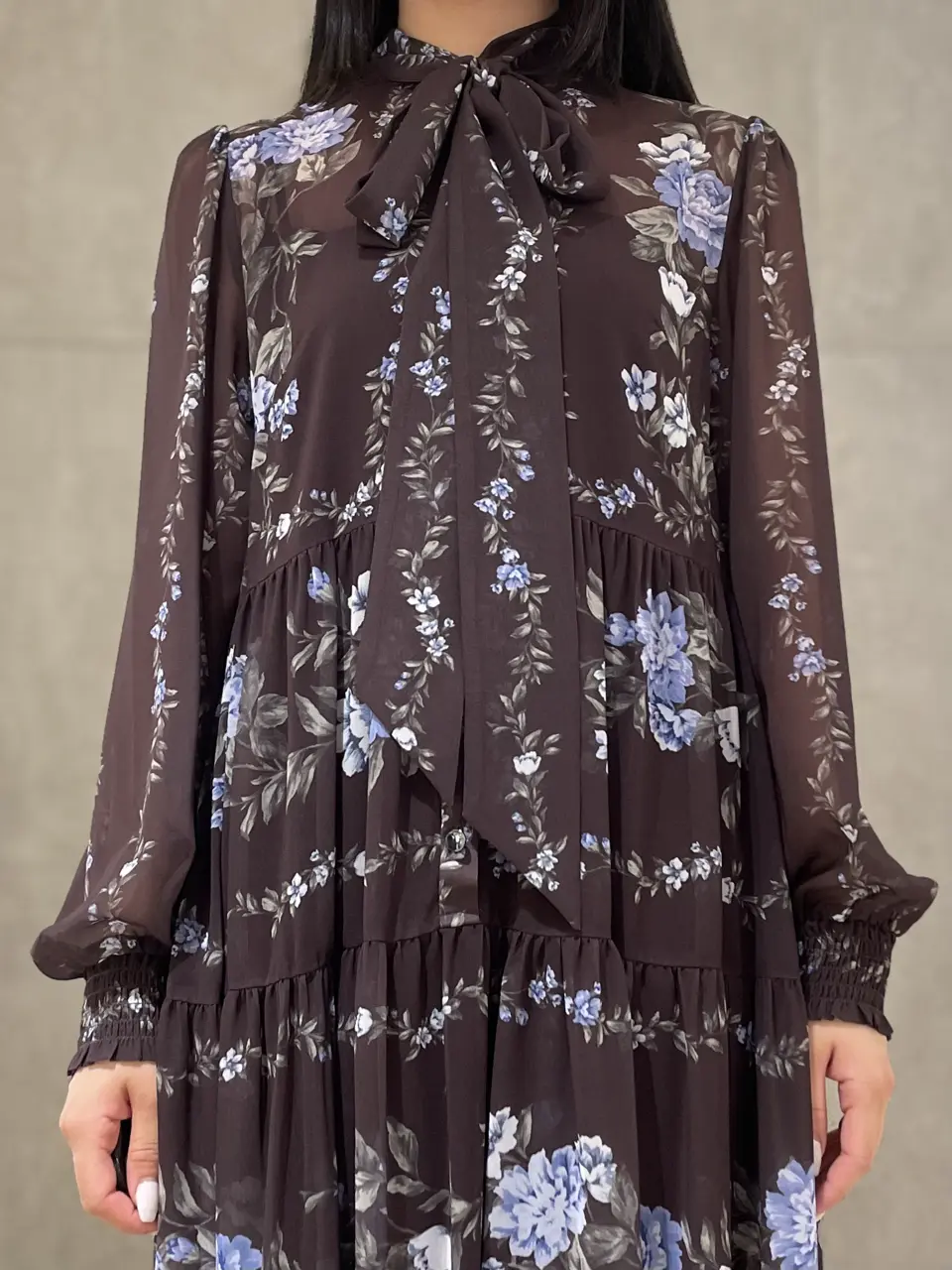 GRACE CONTINENTAL 清水　杏梨 コーディネート画像