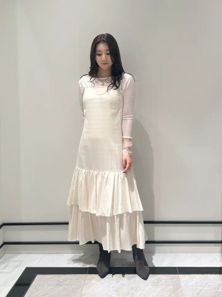 GRACE CONTINENTAL MOMOKO コーディネート画像