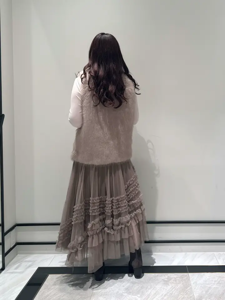 GRACE CONTINENTAL MOMOKO コーディネート画像