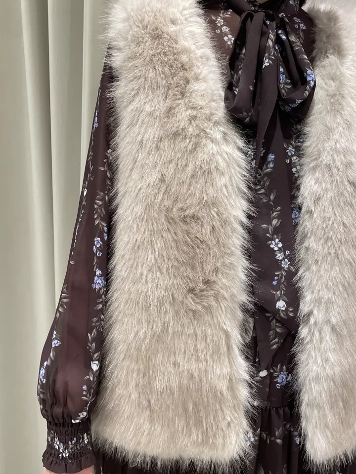 GRACE CONTINENTAL kobayashi コーディネート画像