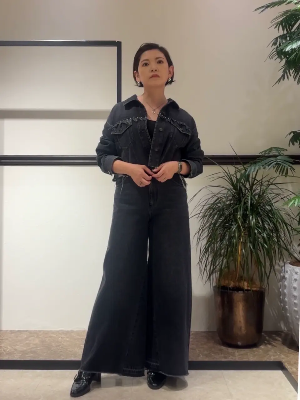  N.YURI コーディネート画像