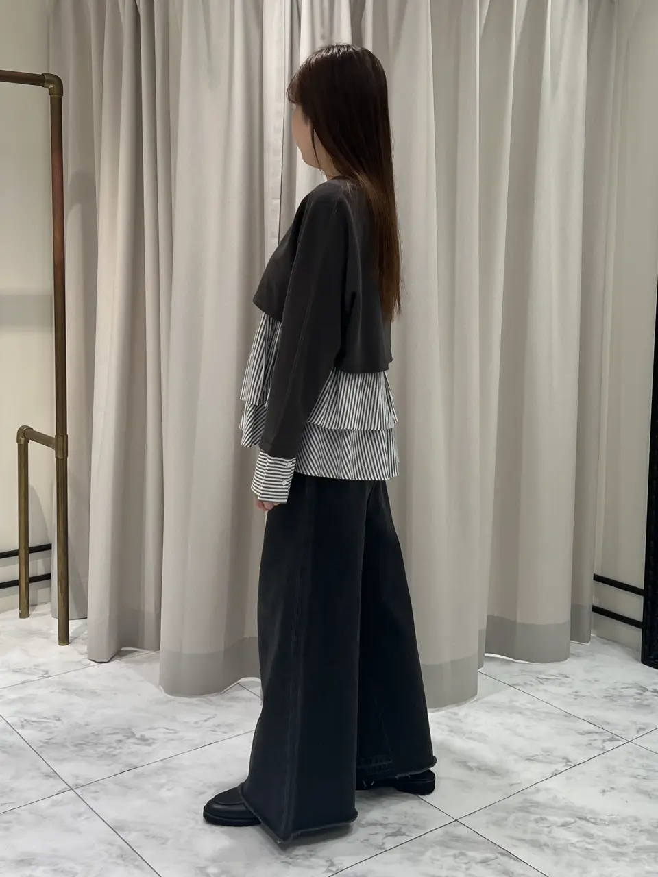 GRACE CONTINENTAL 赤坂 梨来 コーディネート画像